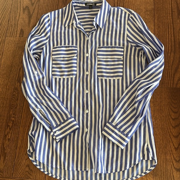 Express women’s blue and White Striped Button-Up Shirt 2 pockets tab sleeves S - Picture 14 of 14